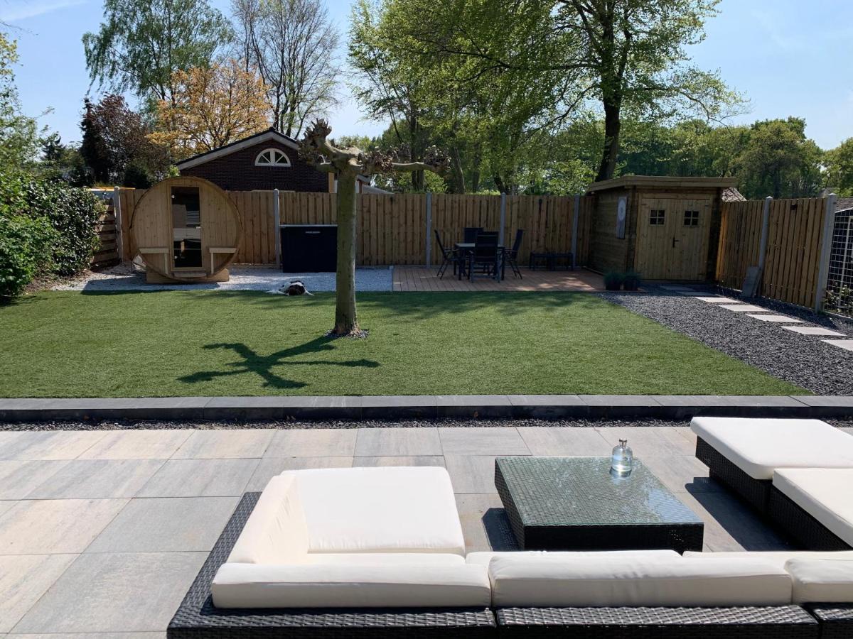 Liv Residence Holiday Home With Sauna & Fireplace Ermelo Exteriör bild