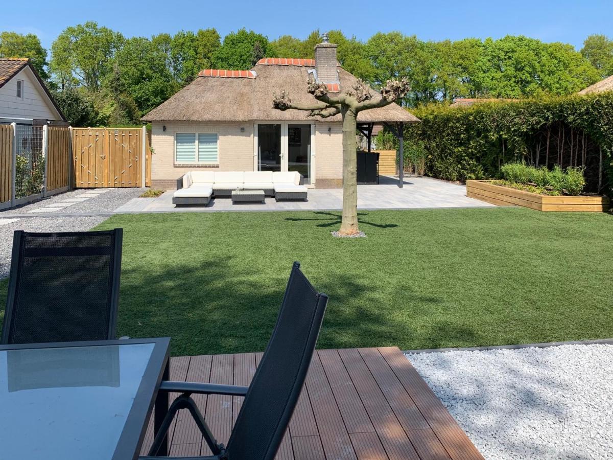 Liv Residence Holiday Home With Sauna & Fireplace Ermelo Exteriör bild